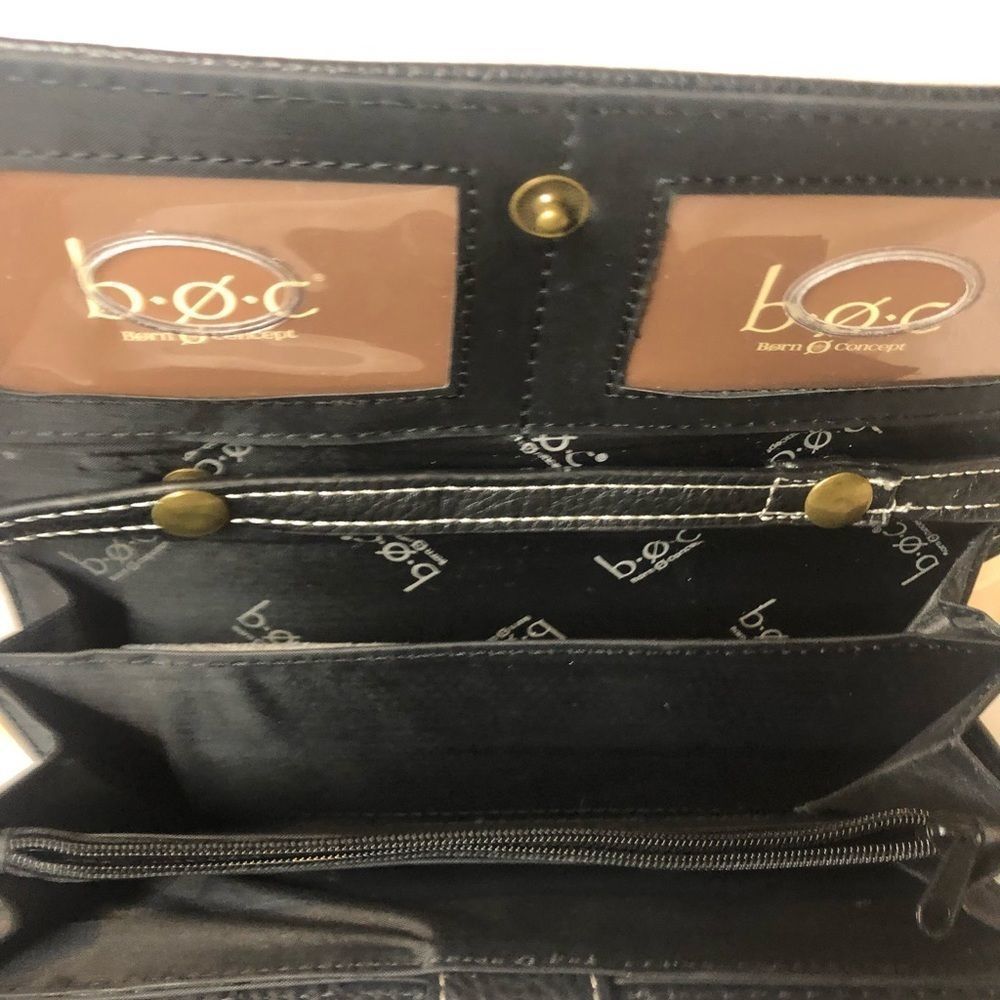 BOC Crossbody  - Picture 4 of 5